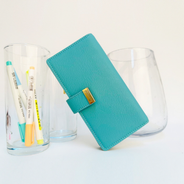 Banana leather Eloidi A wallet mint