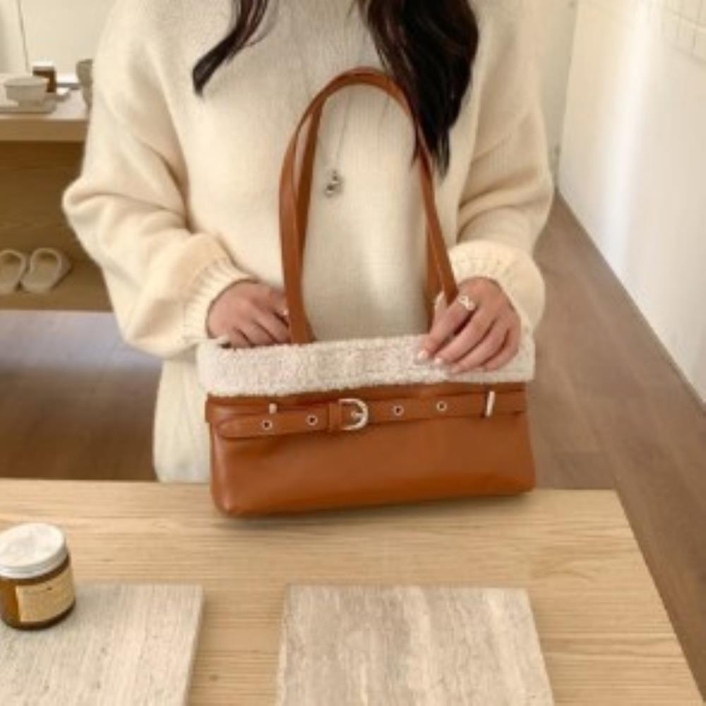 sleeveless women's autumn winter fur belt rectangular shoulder bag