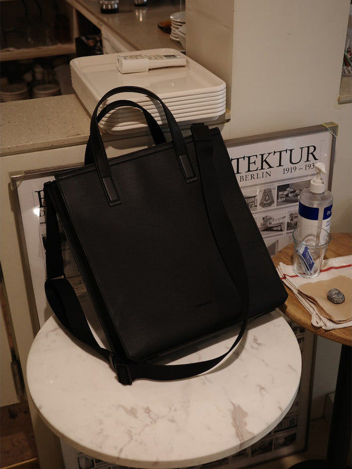 Vinpol ACC VinpolACC BE51D2M065 Pobi竖版托特包 - Black