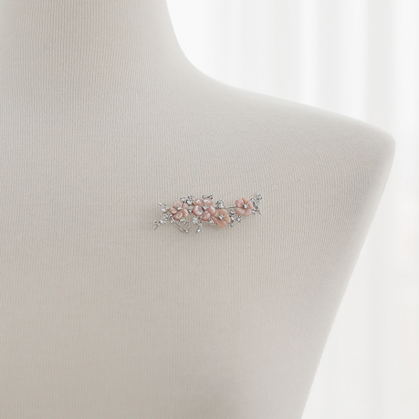 Jay Loren Bvdaiji 07Bh0154 Blossom Crystal Abalone Brooch