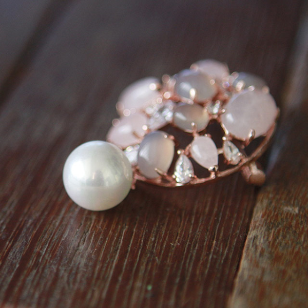 Jaye Loren Vaidyaji 9Bh0138 Rose Suk Lay Boward Light Brooch