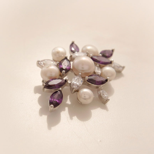 Jay Loren Bvdai Purple Cubic Flower Pearl Brooch