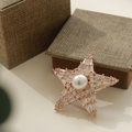 Jay Loren Bavay Daisy White Pearl Cubic Star Brooch Bb0344