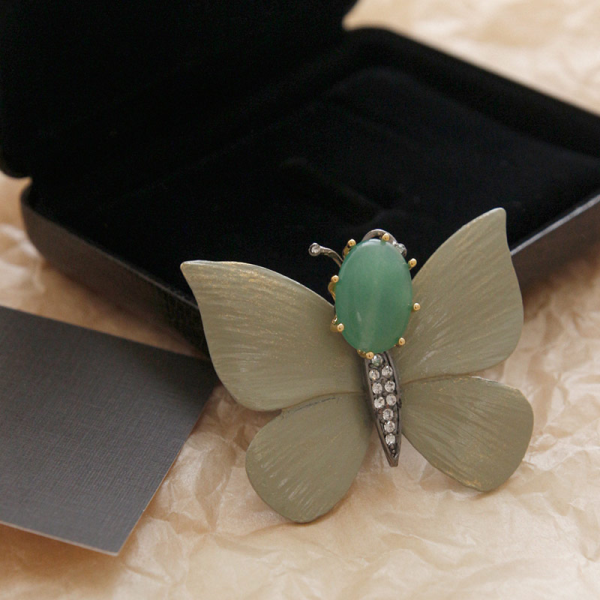Jay Loren Biveda Qi Cai Cube Butterfly Brooch Bb0423