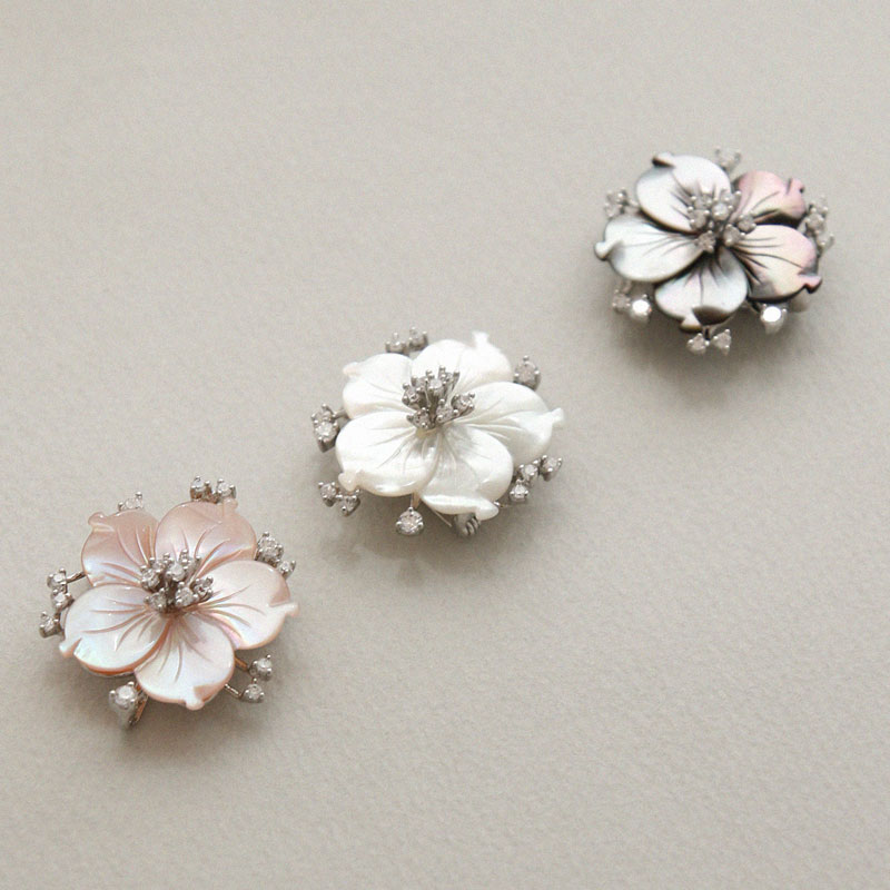 Jae Lore Bvdazi Jet Setting Flower Cubic Brooch Bb0461