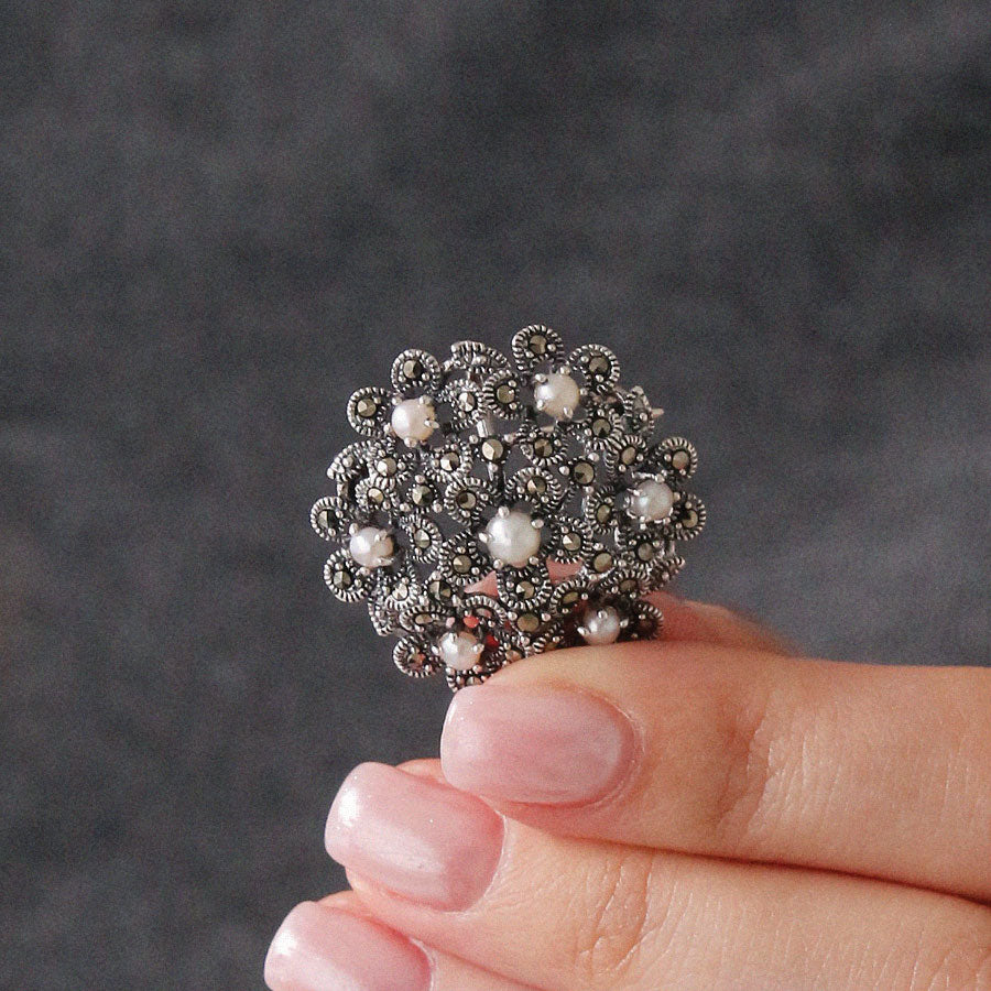 Jay Loren Bivedge Pearl Flower Bouquet Silver Brooch Bb0473