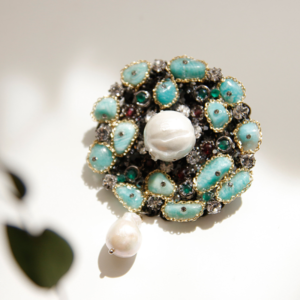 JayLoren Bivdai December birthstone Turkish jade pearl brooch Bh021821