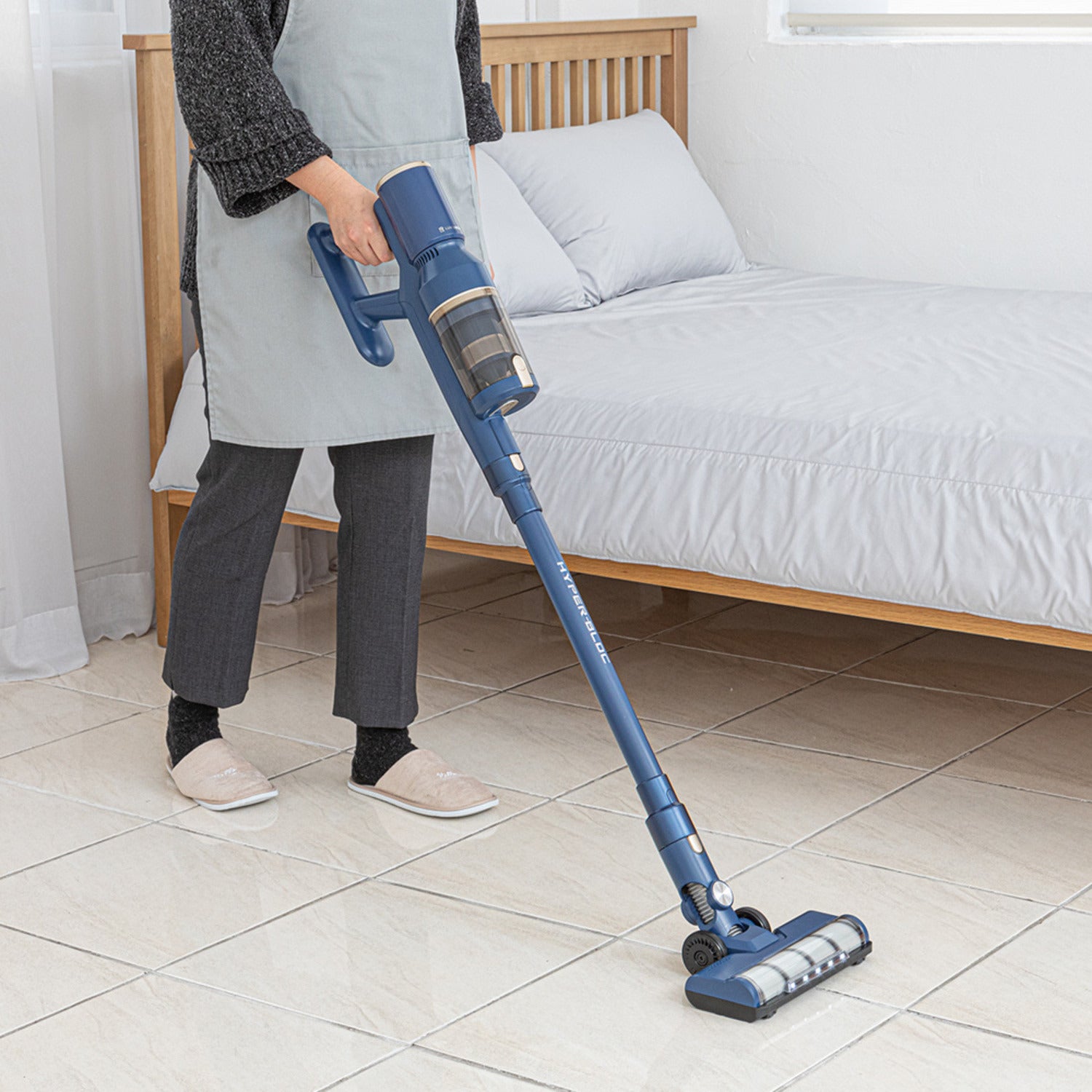 Trips [LUXQUEEN] LUXQUEEN More Cleaner BLDC AUTO Cordless Vacuum Cleaner LXQV-6000