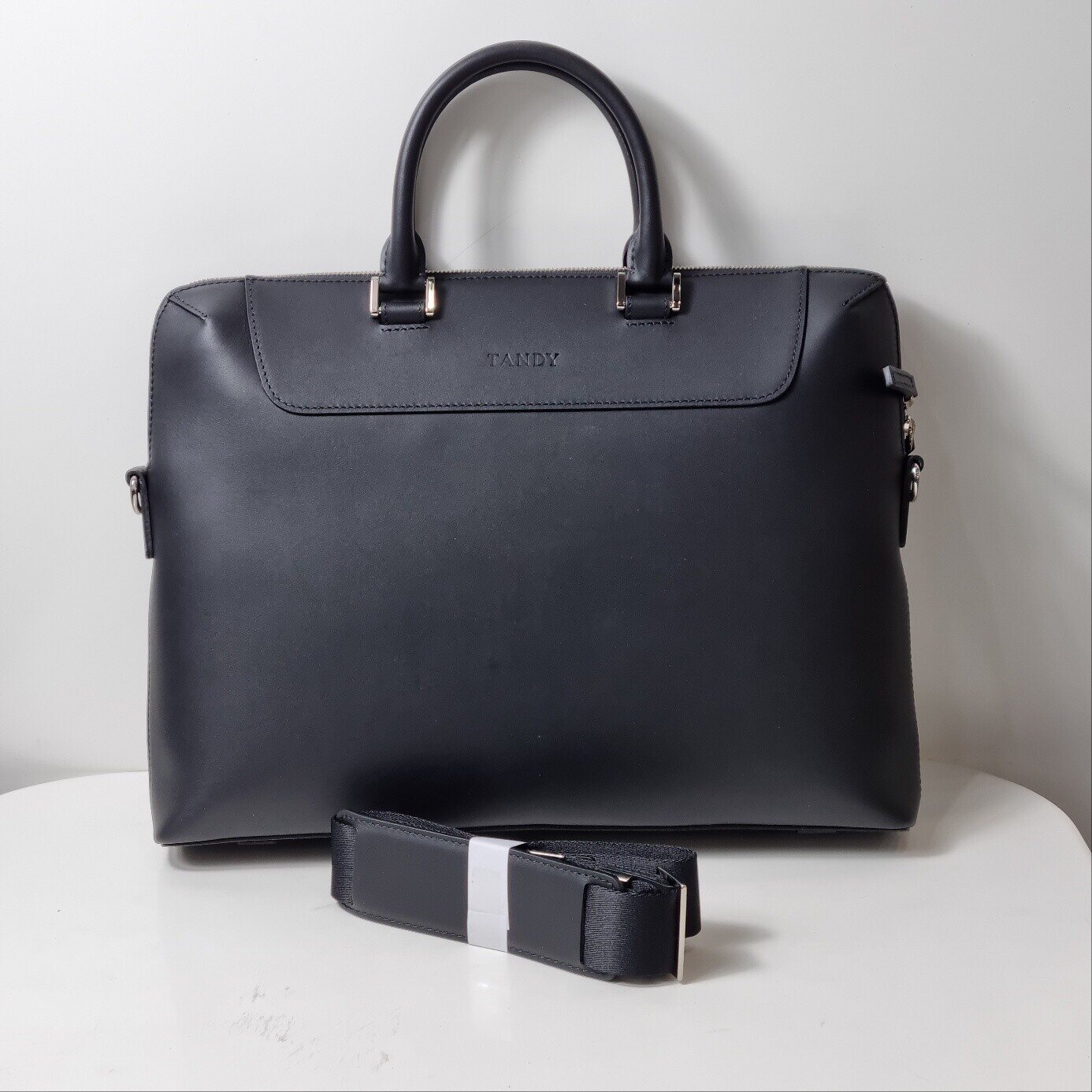 Tandy B5605305 Men's Premium Leather Briefcase Compatible for Crossbody Business