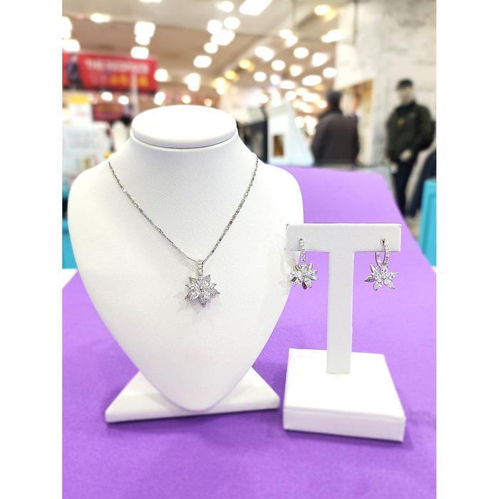 Rodem Jewelry Rodem Save Zone 05 Elegance Flower Earrings and Necklace Set (White) RD26030026 (46561
