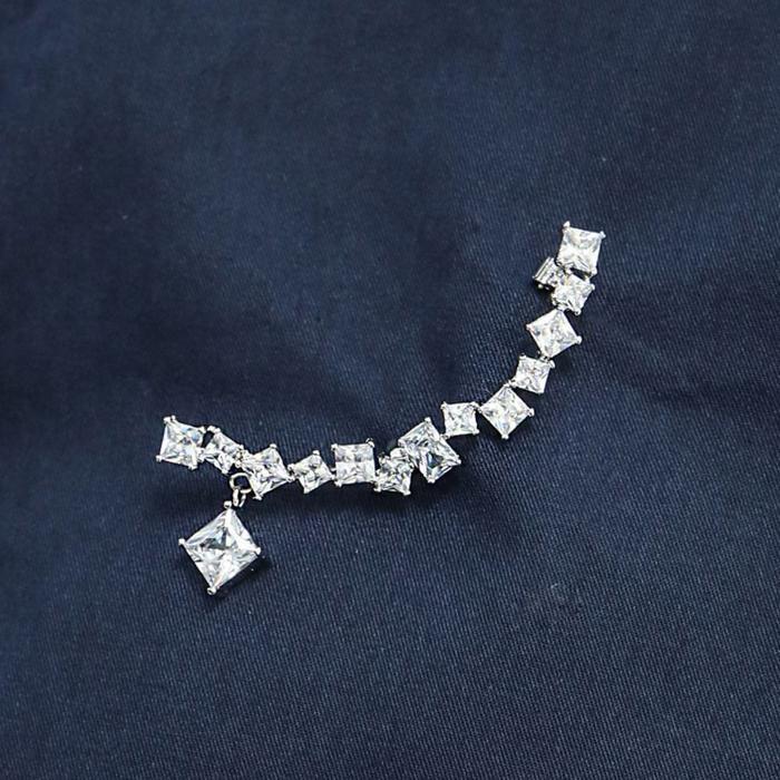Seventhies 7js Zirconia Charmed Moonlight Pin Badge Crescent (37179053)