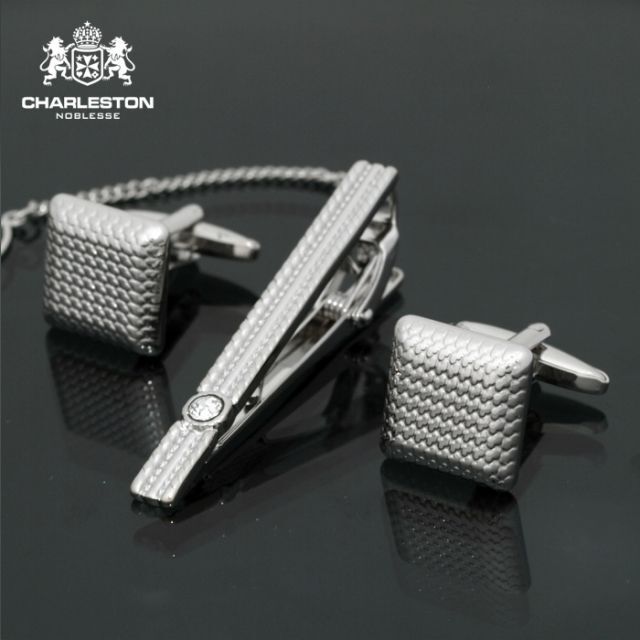 Ownerclan popular product Charleston cuff buttons course dress shirts men's suit外出
