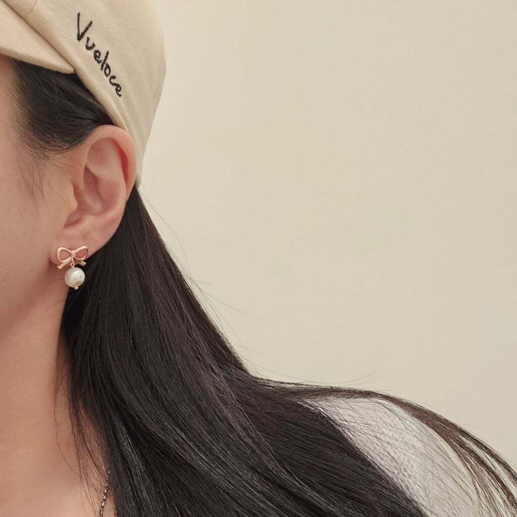 OwnerClan Popular Item S5012 Women's Pearl Ribbon Design Earrings Daily Earings Sterling Silver [WFM