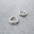 OwnerCland popular item SE122 women's chain twist design one-touch daily earings (925 silver) [WFMI9