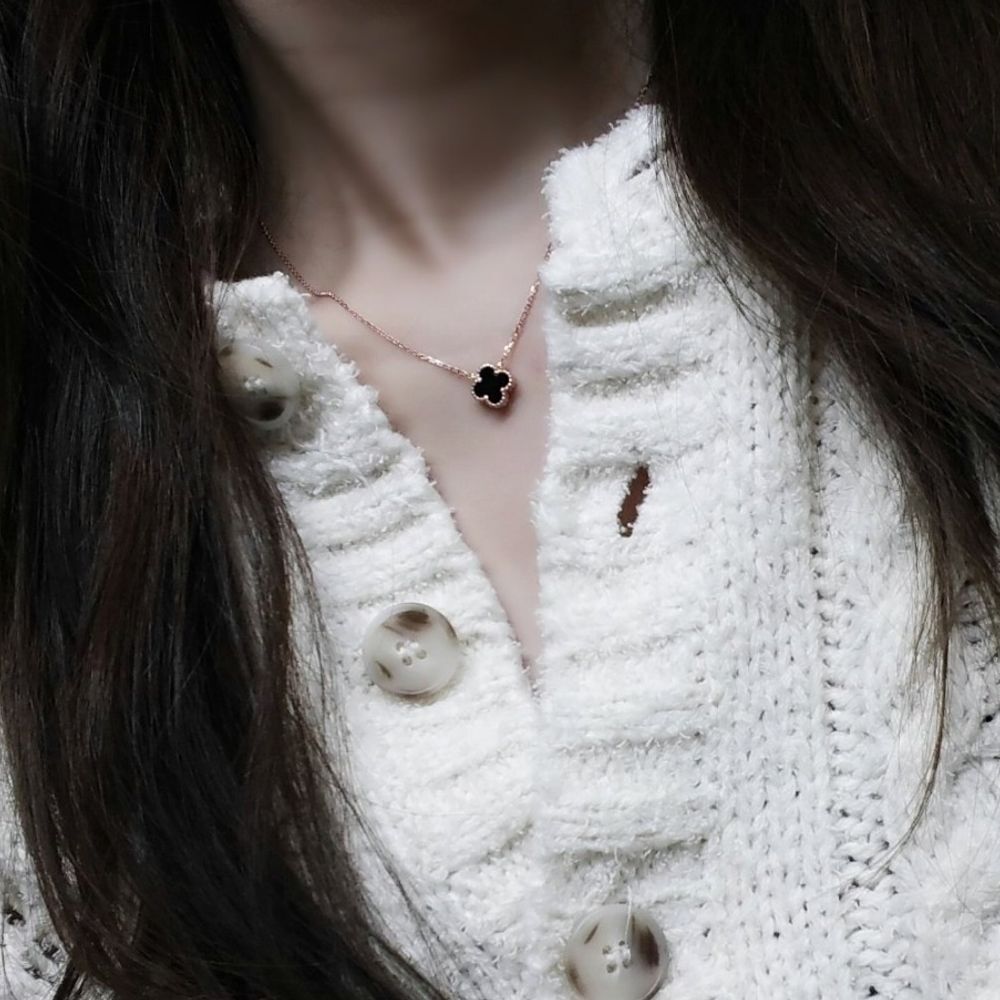 Owner Clan Popular Item SN1029 Women's Onyx Clover Simple Silver Necklace Silver Necklace Silver 925