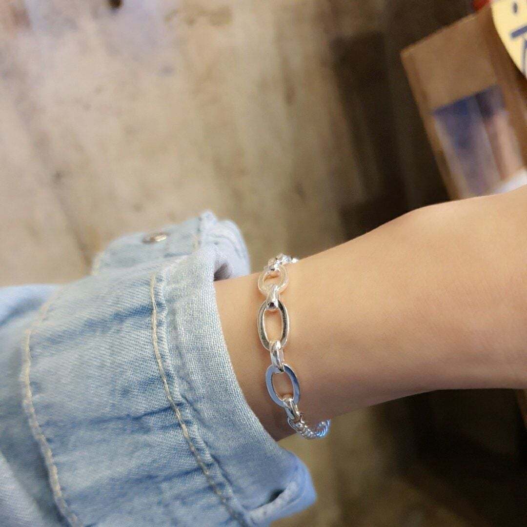 OwnerClan popular product S5119 women's buckle simple unique design thick chain bracelet daily silve