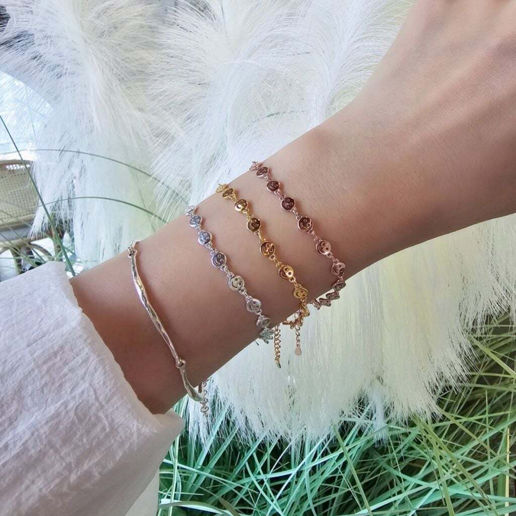 Ownerclan Popular Product SS1033 Women's Mini Smile Design Bracelet Cute Unique Daily Silver Bracele