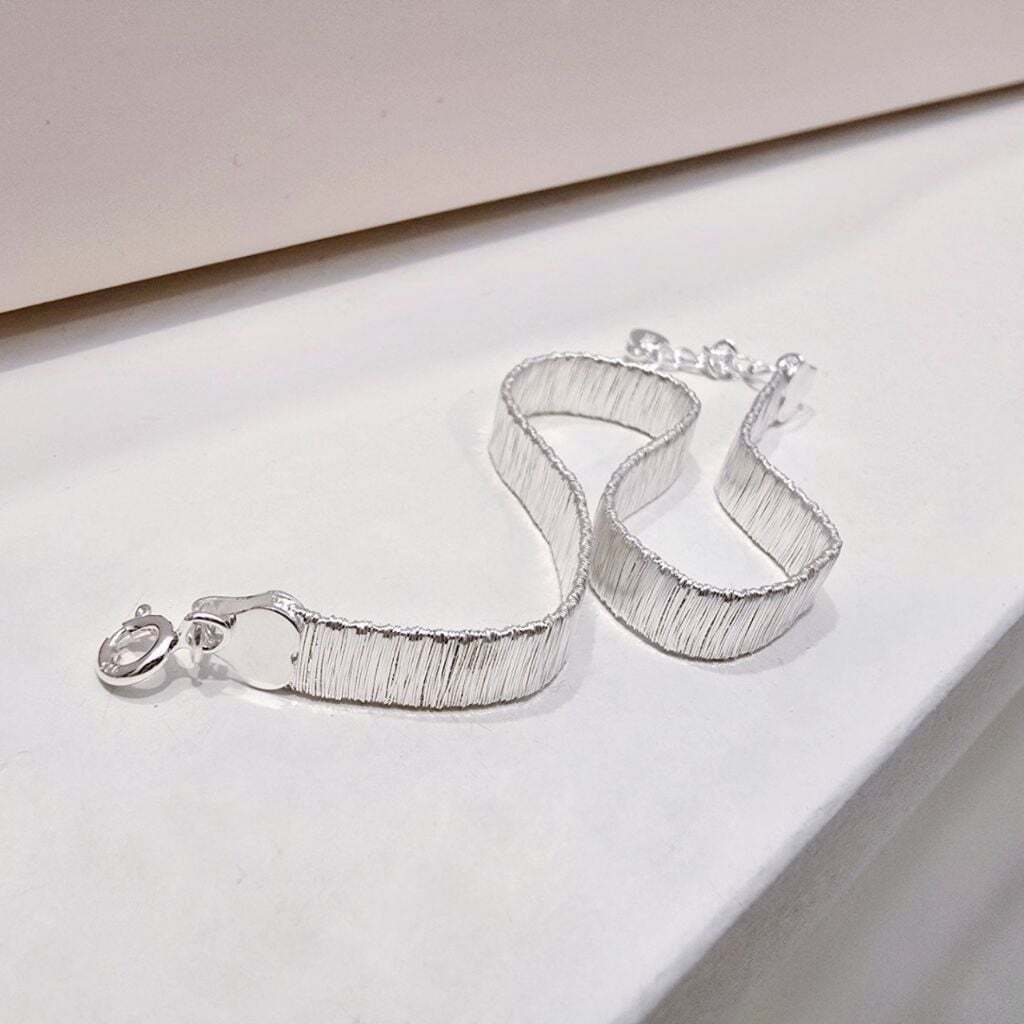 Ownerclan Popular Product S756 Women Snake Belt Design Simple Point Daily Silver925 [WFMI9WB260328]