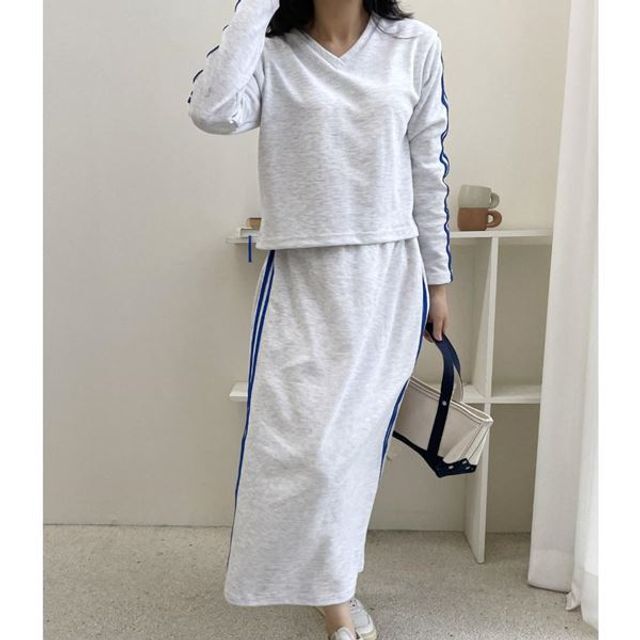  Celebrity house online RFXGNRKB training ym24340 loose fit SET top and bottom skirt 튜브리즈핏 세트