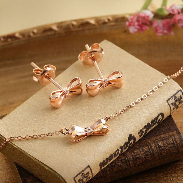 BnBGold 14K Ellis Ribbon Cubic Jewelry Set (Earrings+Necklace) NPS29309