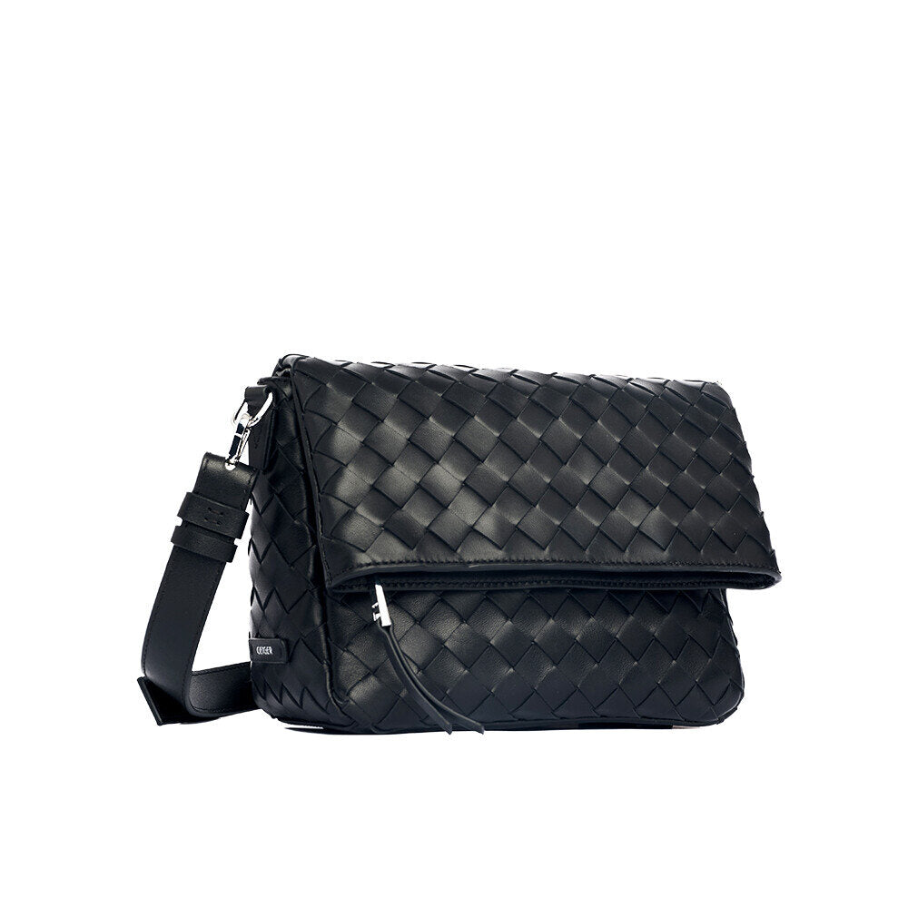 Gäiger Handbag [Gäiger] Intrecciatu Libre Flapback (Black)