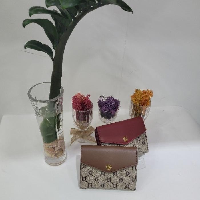 EleganceParis M Department Store Women's Crocodile Leather Compact Wallet W01C-B (47924557)