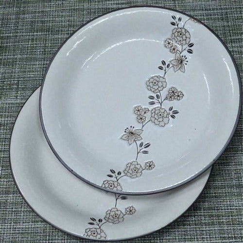 SK Storea guitar high-quality round side dish 2P 28cm porcelain ware plum plate porcelain plate side