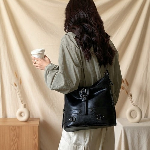 Women's leather belt with zip crossbody bag 636661