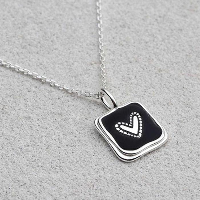Athlete Chain Necklace Silver 925 Black Heart Rectangle Pendant (38303273A)