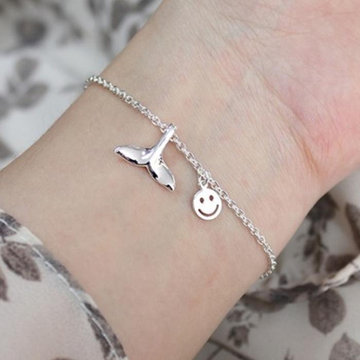 Athletic Chain Bracelet Silver 925 Smiling Whale Tail Pendant (38303317A)