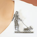 Bluekey Makasite YoungRiverDogWalkBrooch241005-11 (21283576A)