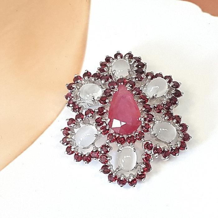 Bluekey A-grade ruby catseye gem brooch 241005-04 (21283622A)