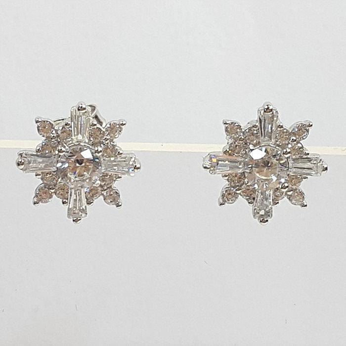 Bluekey Silver925 Cubic Zirconia Diamond Cut Earrings 241010-01 (23460936A)