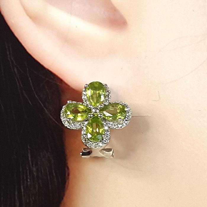 Bluekey AAA Grade Green Peridot Gem Earrings 250310-02 (32591243A)