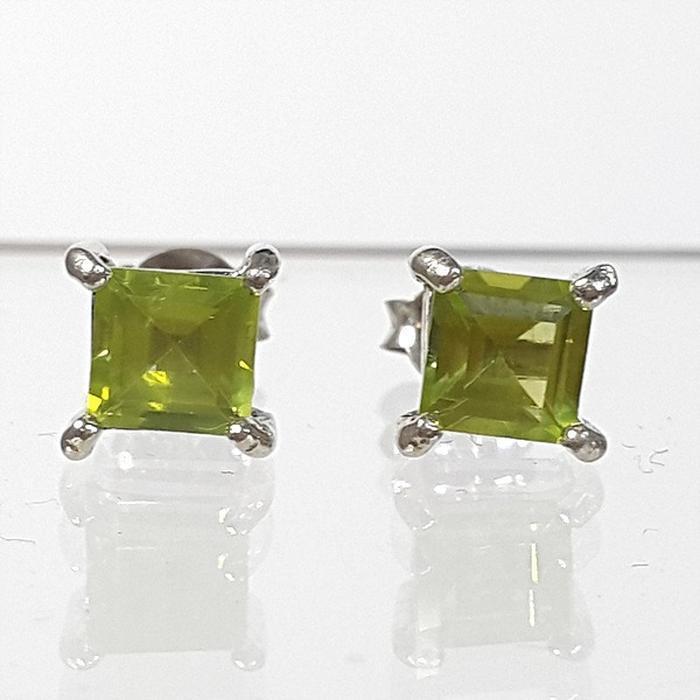 Bluekey A-grade Green Pernot Raw Earings 250309-13 (32591264A)