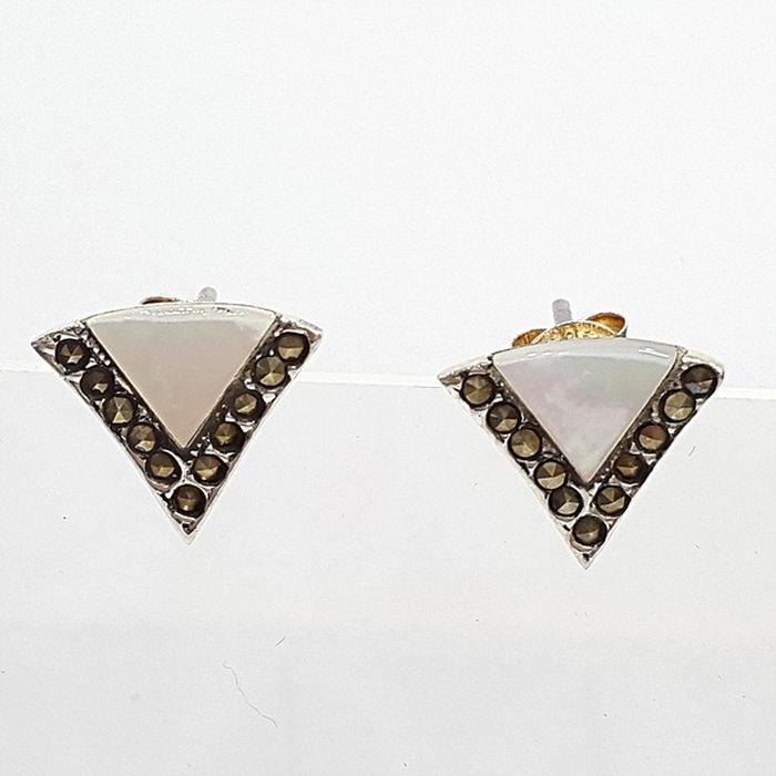 Bluekey A-grade antique triangular ear cuff 250803-20 (39394132A)
