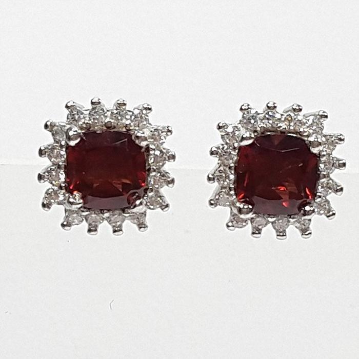 Bluekey AA-grade Mini Garnet Gemstone Earrings 250907-20 (41511090A)