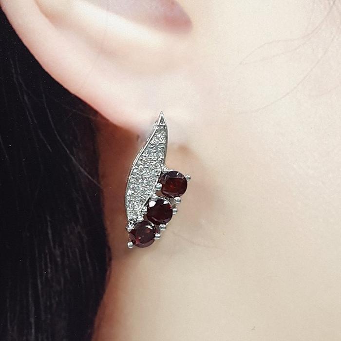Bluekey A-grade Blood Garnet Rough Earrings 250907-18 (41511092A)