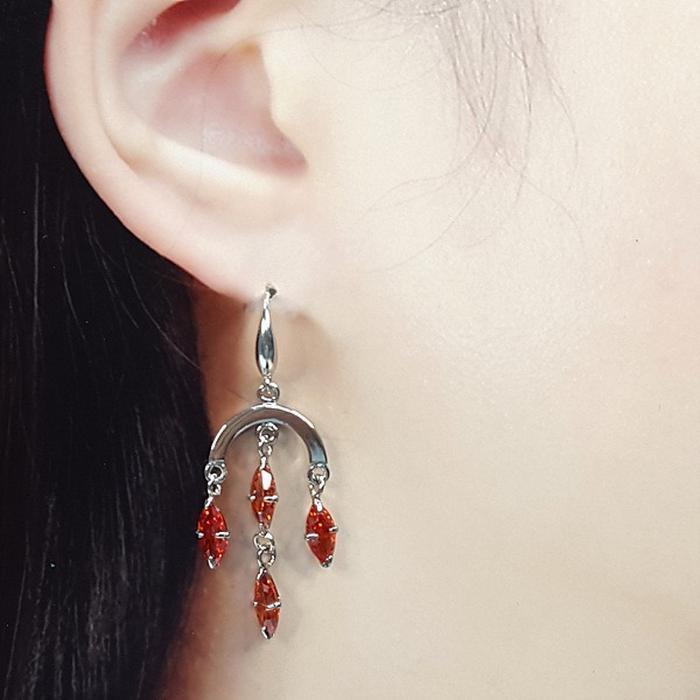 Bluekey Silver925 Synthetic Ruby Earrings 250907-13 (41511097A)