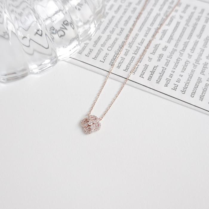 Opalhouse 925 Silver Croval Cubic Pendant OPmun13202 (44010534A)