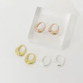Pretty one-touch oval silver earphones (15136621A)