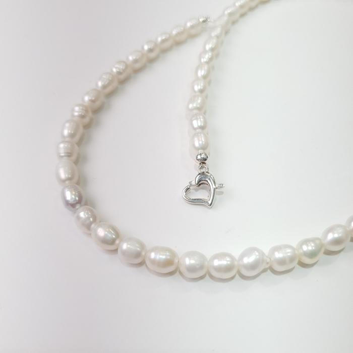 Pretty Natural Freshwater Pearl Necklace (7954011A)