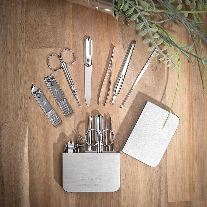 VW Corporation TS-4112C SILVER Nail Care Set (22761109A)