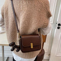 Viyai Stock Co., Ltd [JHMM4SS951IL] cute women's外出风格复古时尚手袋 (29176466A)