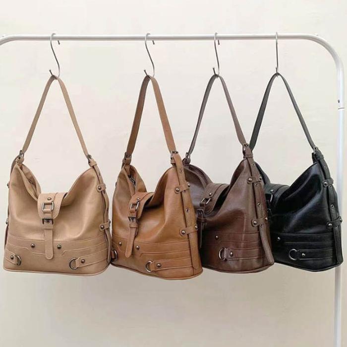 Navy Leather Shoulder Bag 1P for Commute (29512651A)
