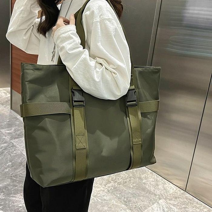 VW Square Big Shoulder Tote Bag [JHL6R86V51IL]