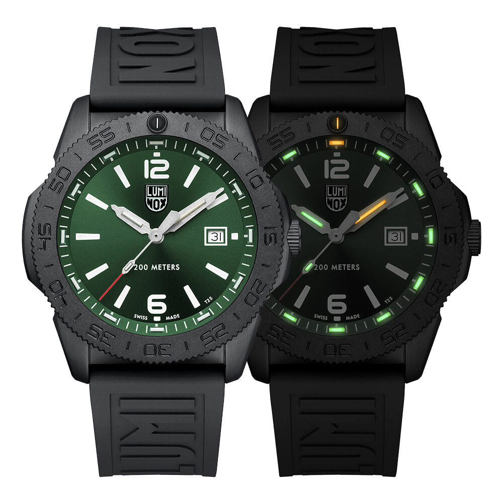 Ruminoxs XS.3137.B Pacific Diver Men's Polyurethane Watch