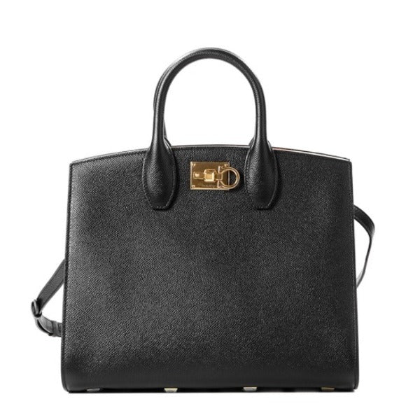 Ferragamo Women Gancini Studio Shoulder Bag (21 0398 NERO 0740941)
