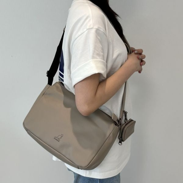 Kangol Capo Crossbody 3326 Ecru Slingsback