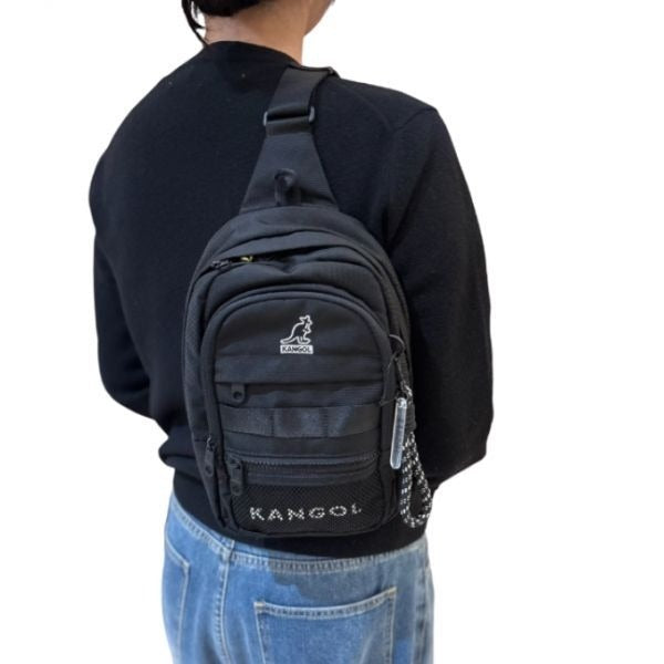 Kangol bag Icon Quantum Slringback 1357 Black Crossbody